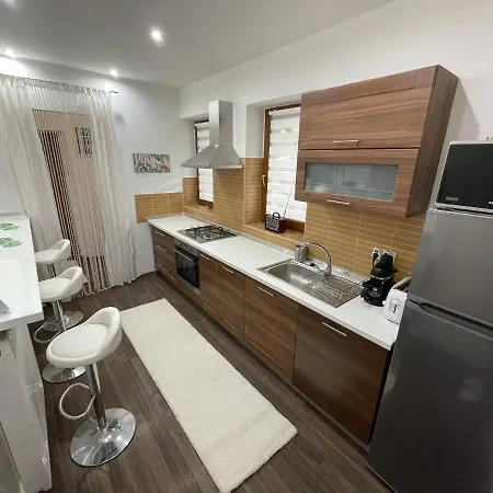 Servita Vendeghaz 3* אגר