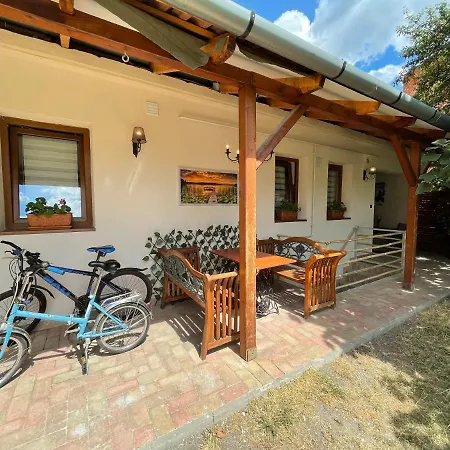 Servita Vendeghaz בית הארחה אגר