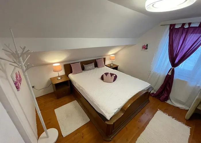 Servita Vendeghaz Guest house