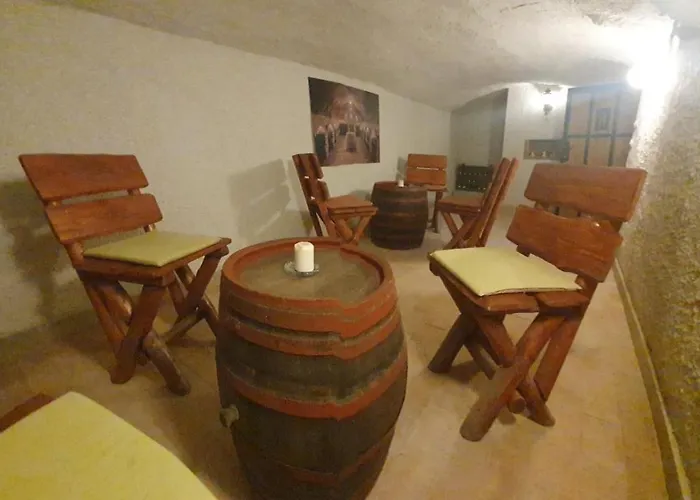 Servita Vendeghaz Eger